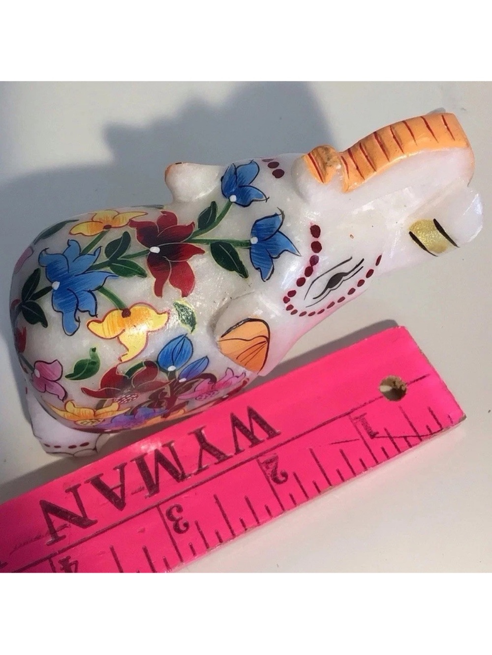 Cute elephant figurine with trunk raised - Picture 2 of 10